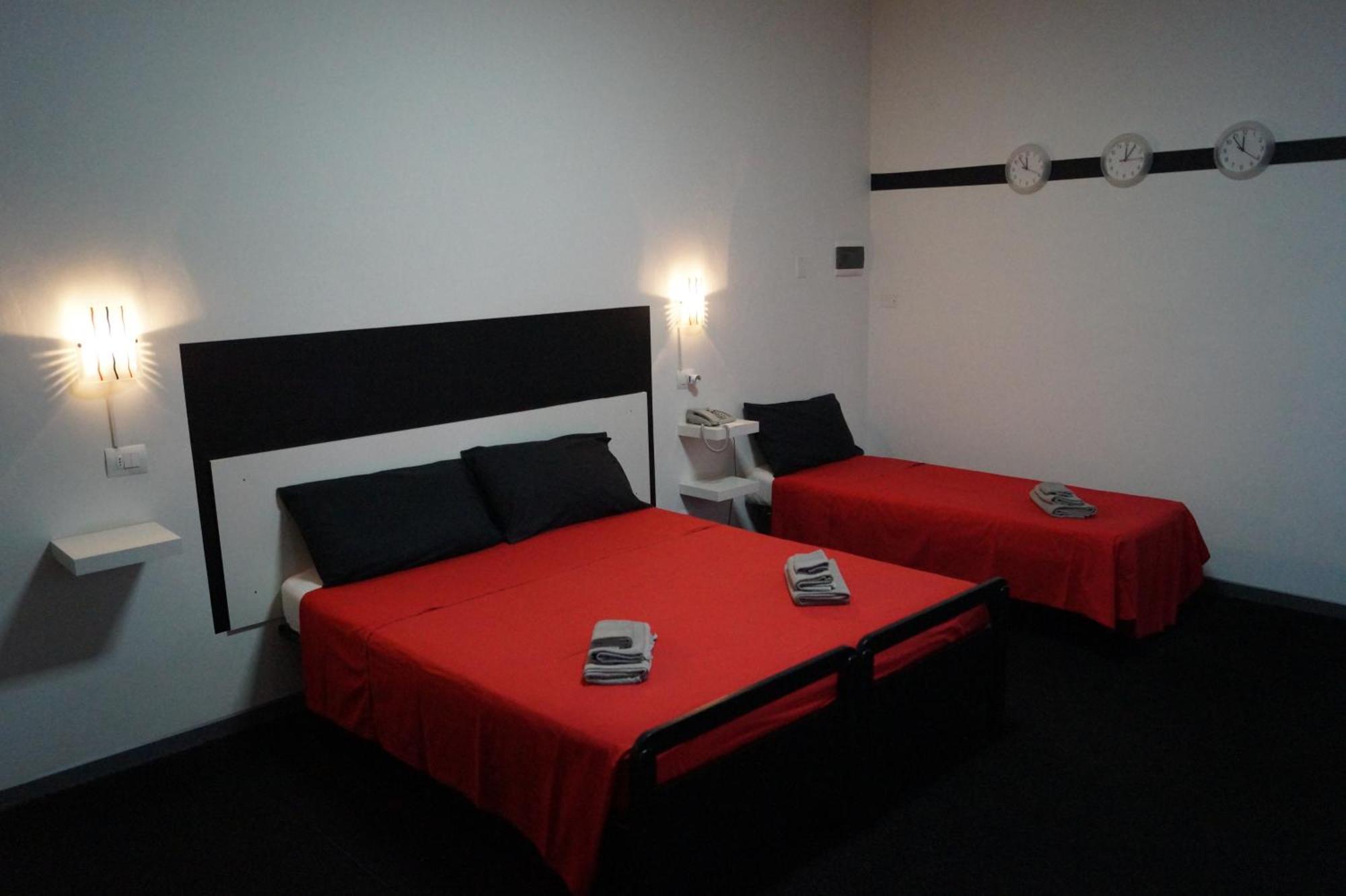 Stupido Hotel 3*