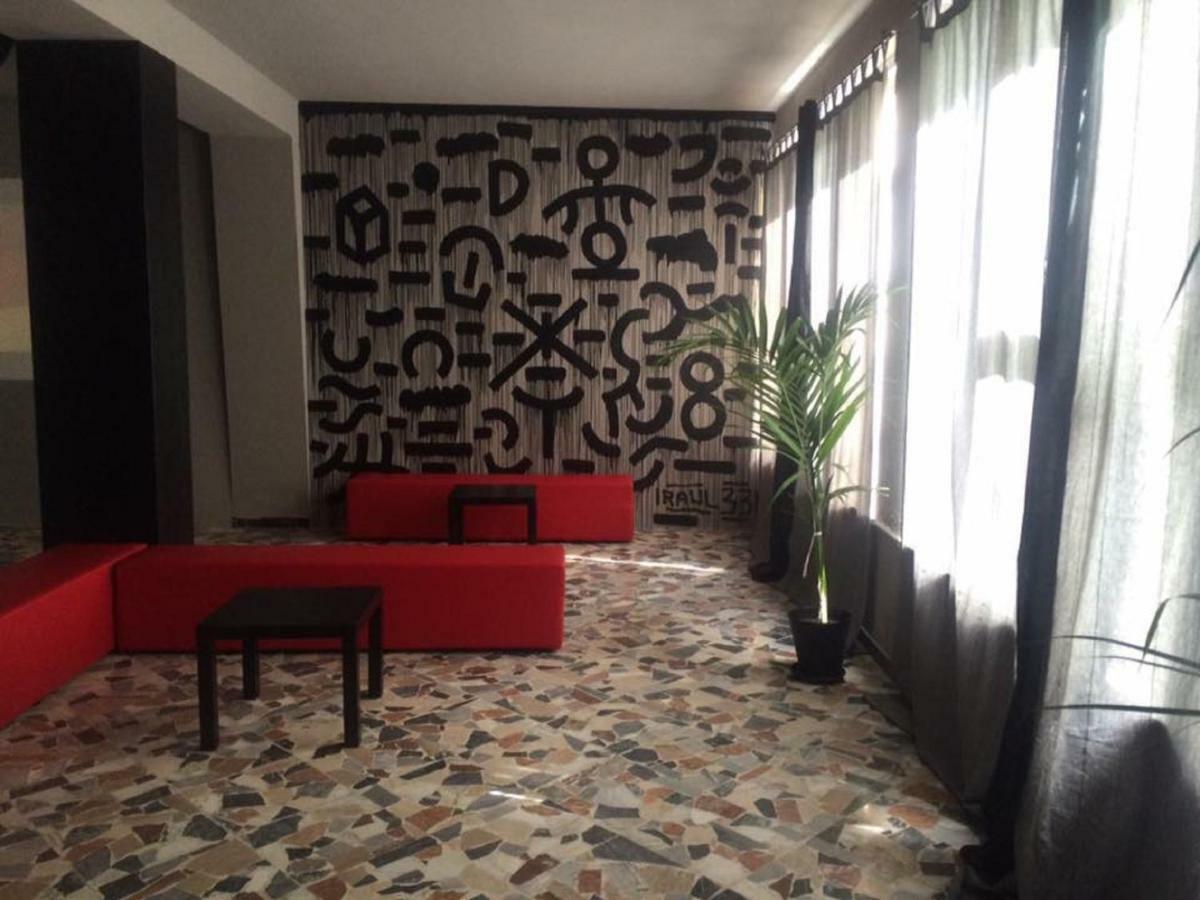 Stupido Hotel Rímini